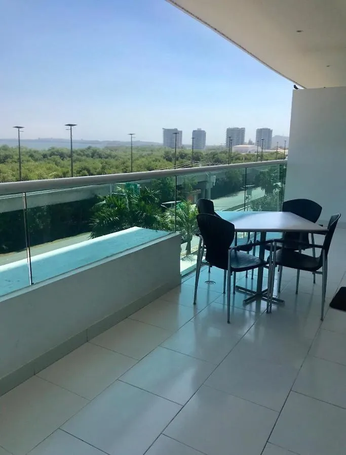 Apto Con Salida Directa A La Playa Cartagena Colombia 0*,  Colombia